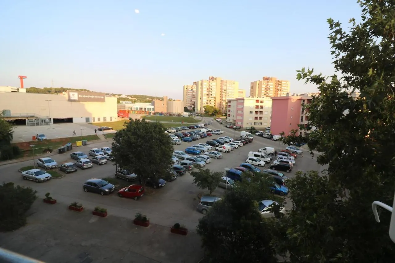 Sneky Apartment Pula